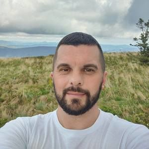 Meet your Posher, Thomas